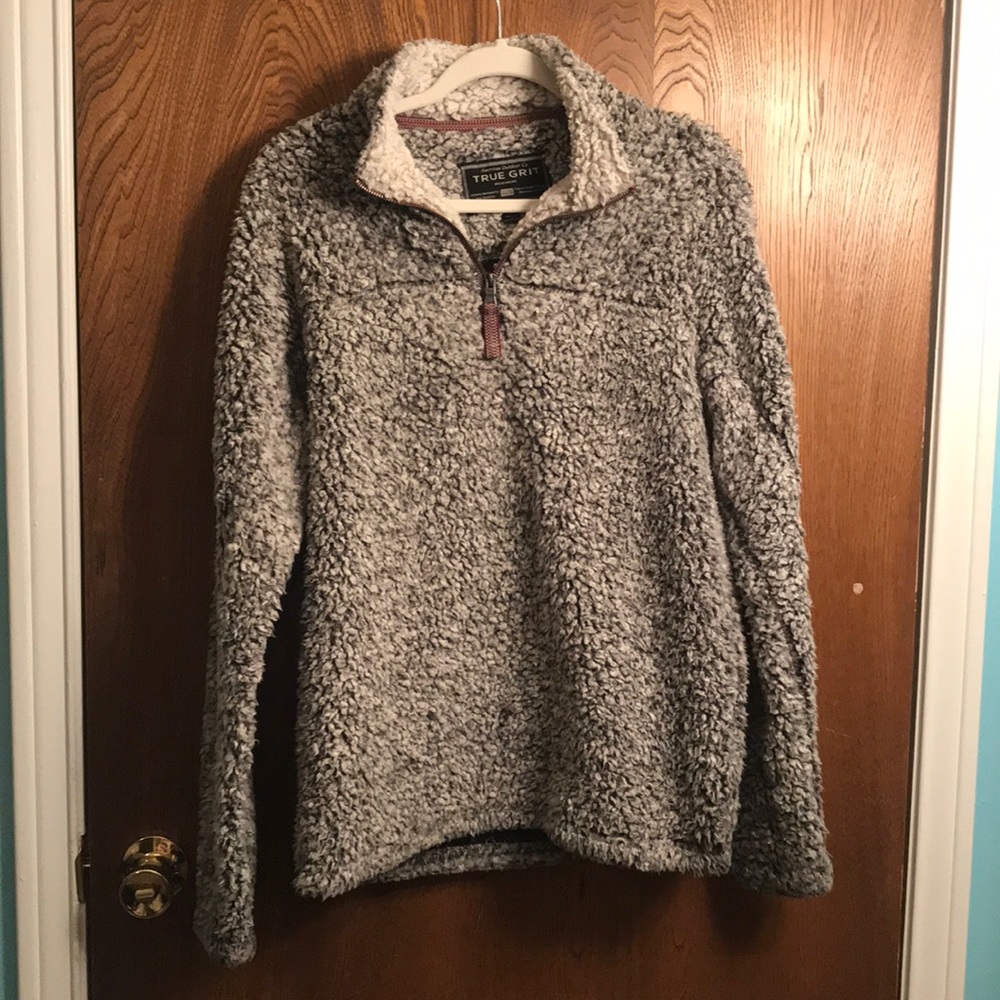 True Grit pull over